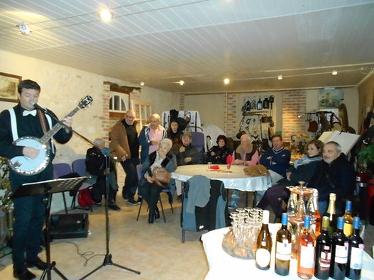 Musique et vin, en accord au musée inVINcible VIGNEron, au milieu des vignes du gaillacois.